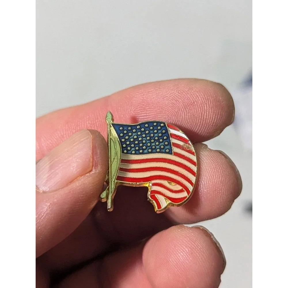 American Flag & Theme Buttons Lapel Pins Lot of 9 With 1 Patch